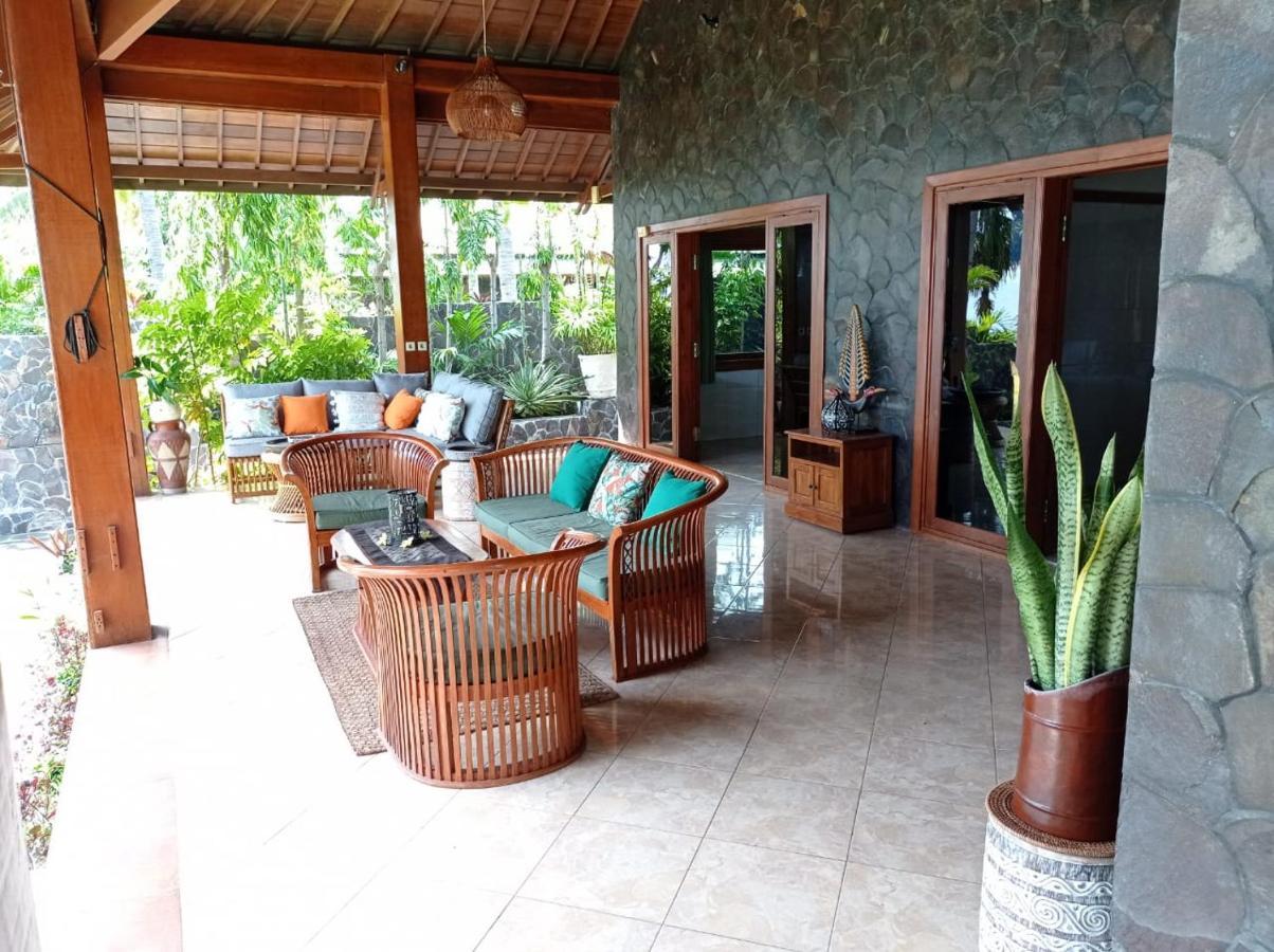 Absolute Beachfront, Paradise, 3Br Villa With Private Pool On 1200M2 Of Tropical Land Tulamben Exteriér fotografie